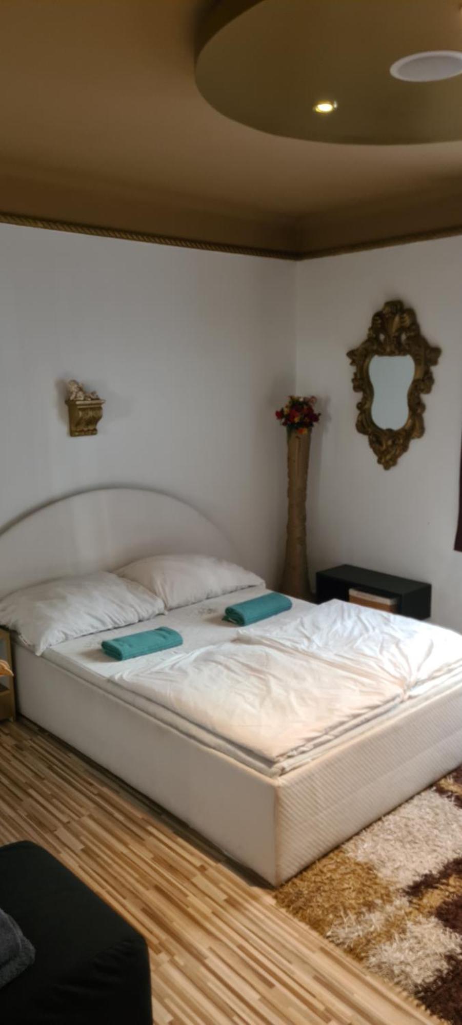 Glamour Apartments Budapest Luaran gambar